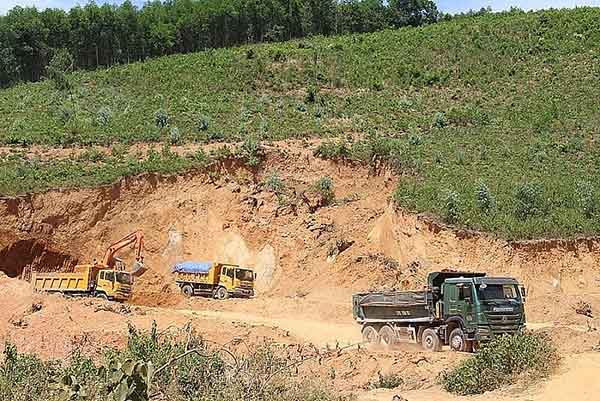 Thanh Hóa: Đóng cửa nhiều mỏ đất vật liệu xây dựng